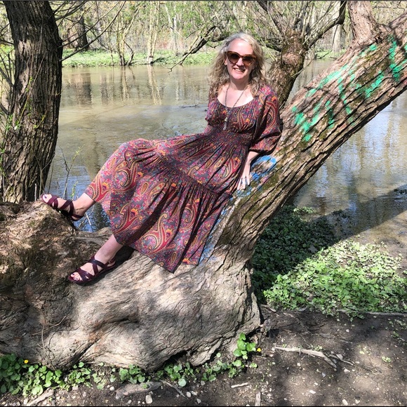 Meet your Posher, April - Picture 8 of 8